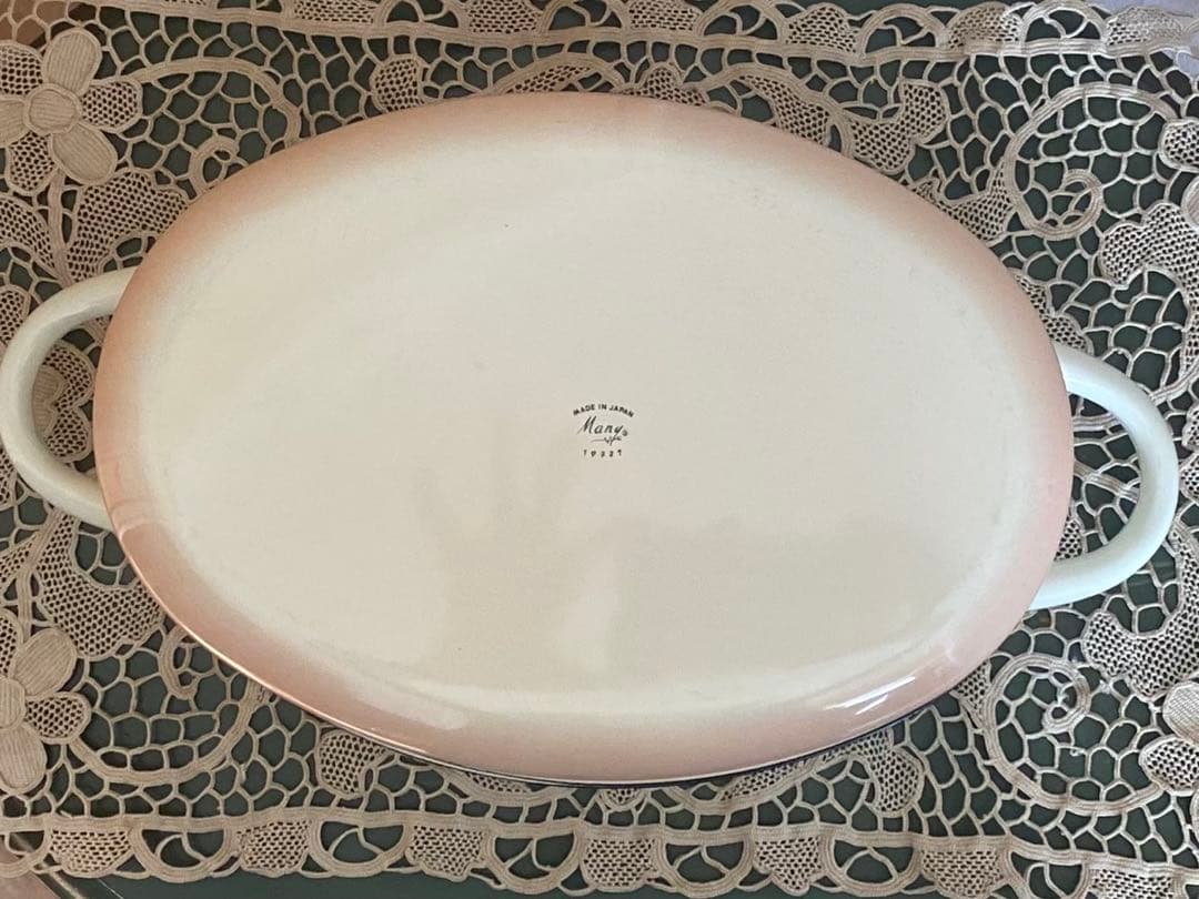 ☆マニーローズ☆ホーロー 両手鍋　オーバル　木製つまみ Many