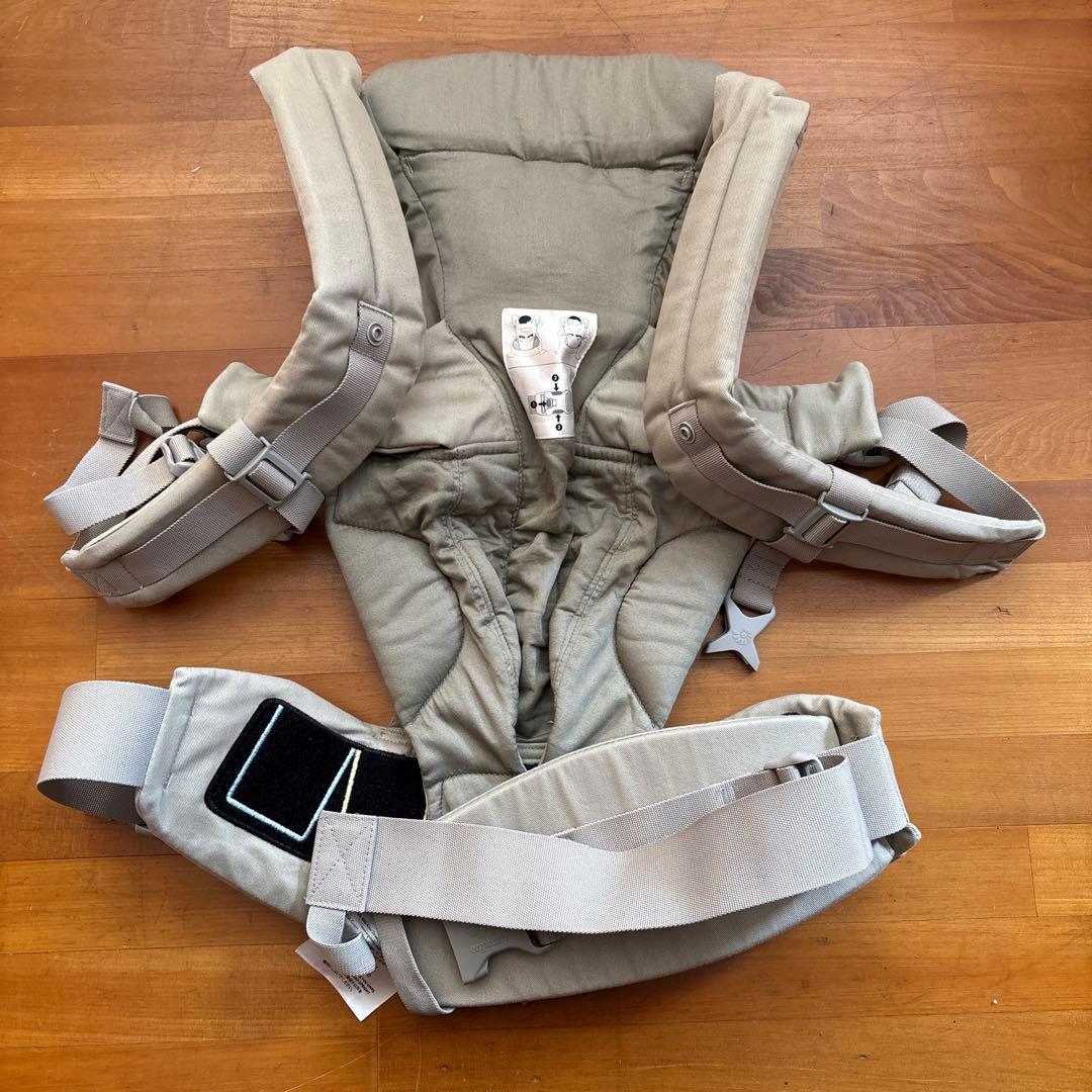 ☆ほぼ未使用☆エルゴベビー OMNI Dream ソフトオリーブ