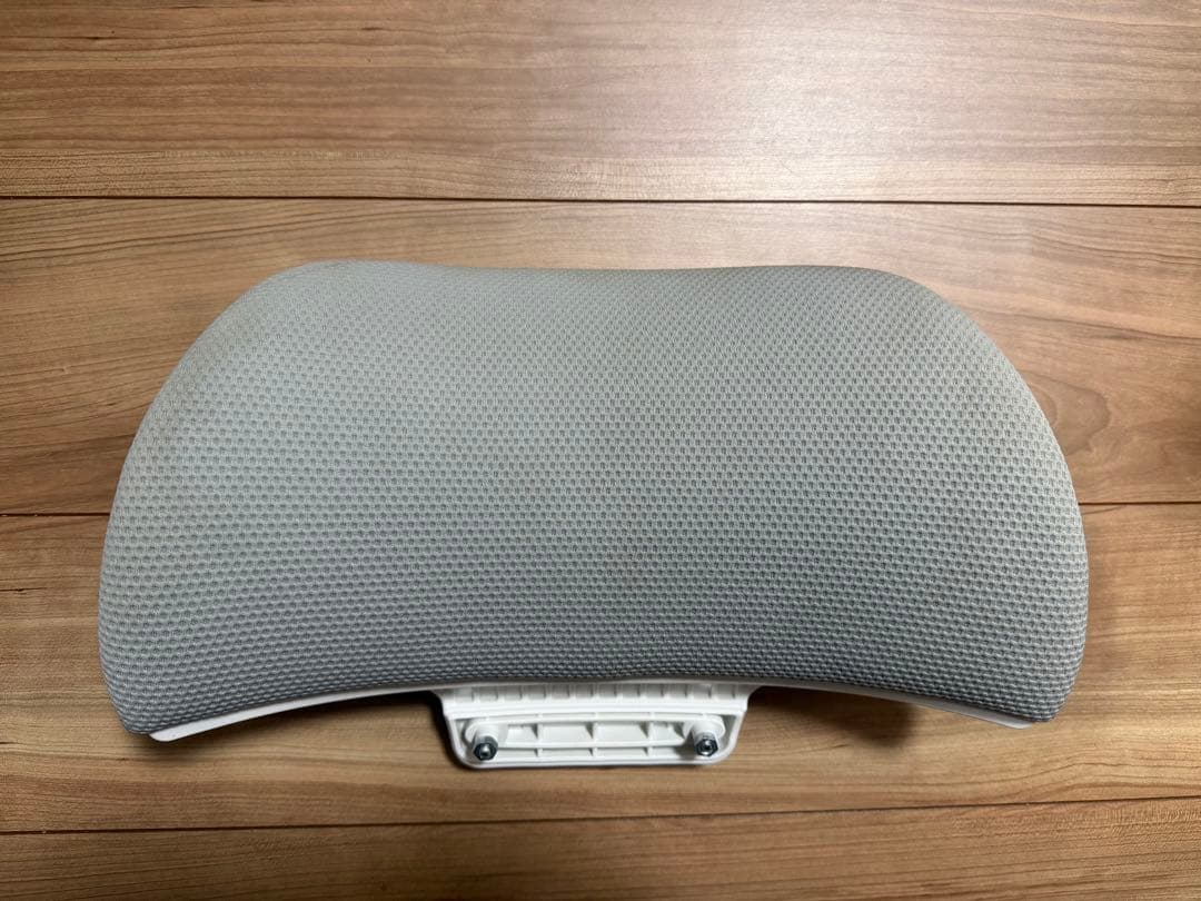 オカムラ　シルフィー　ヘッドレスト