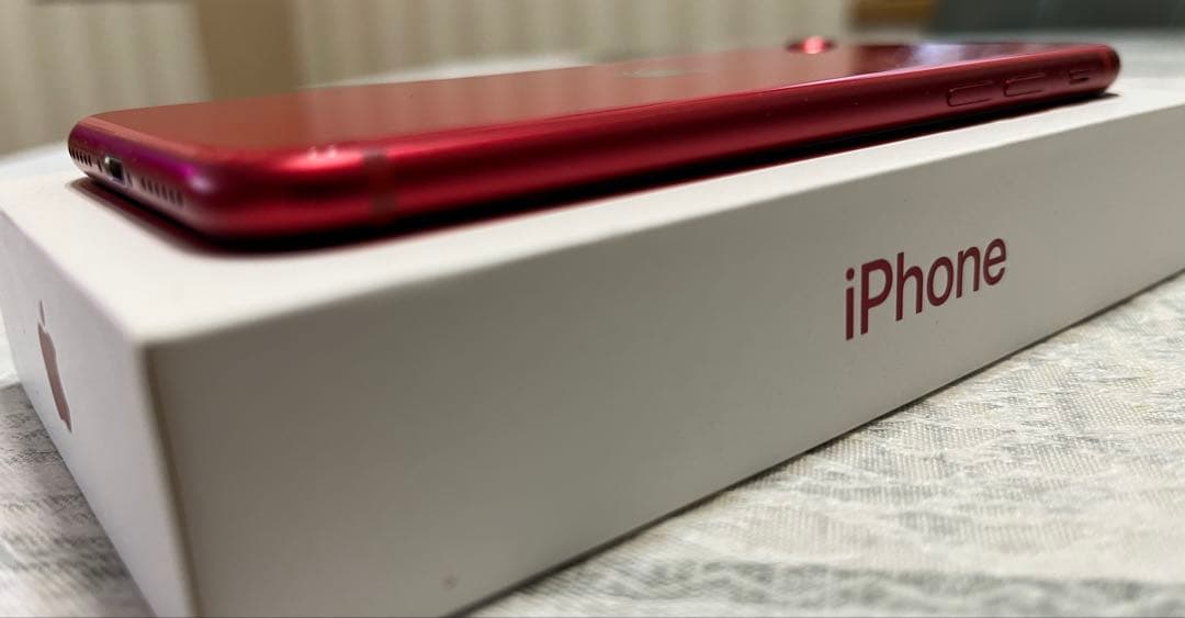 美品iPhone SE 第2世代　64GB PRODUCT(RED)