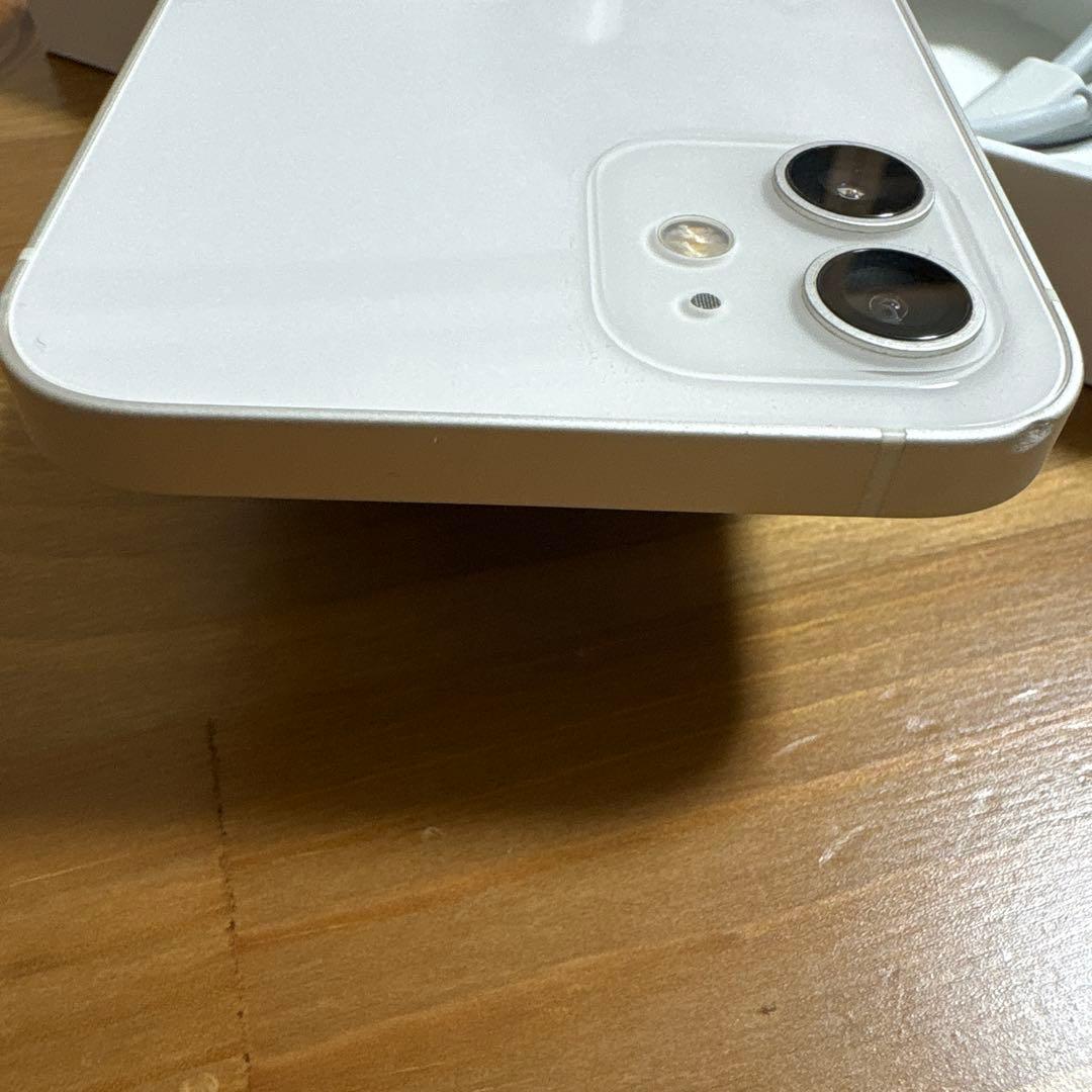 iPhone12 128GB ホワイト　充電100%
