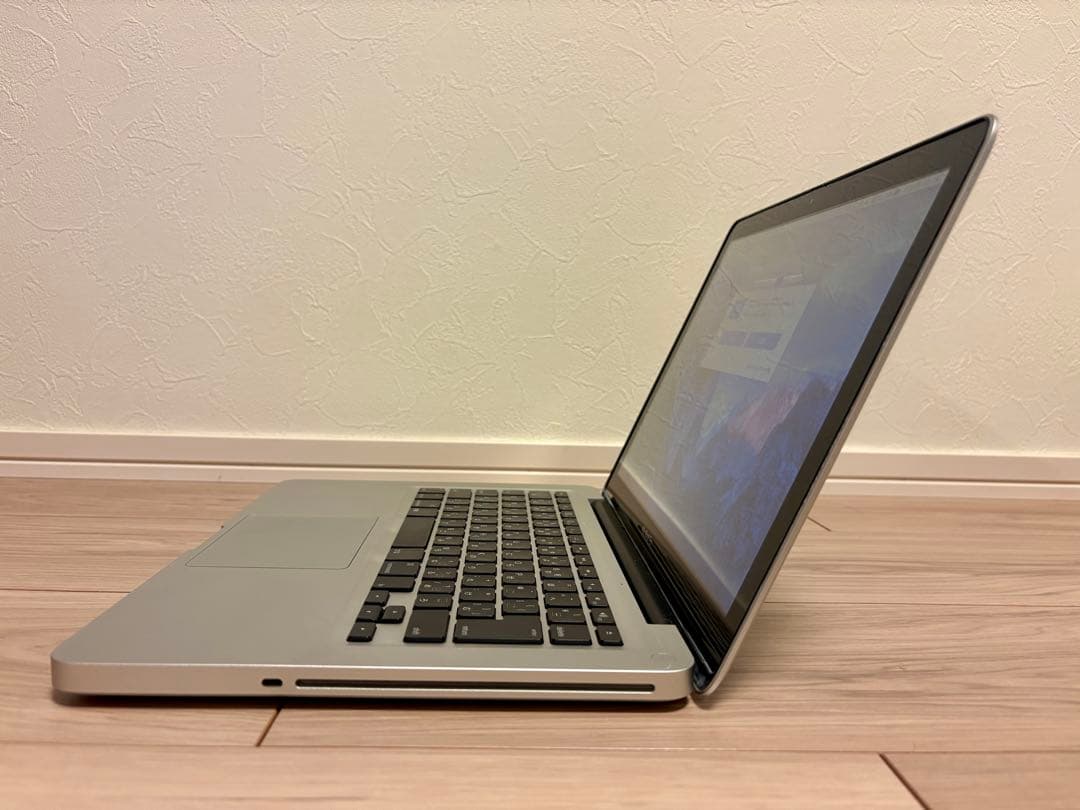 ✨お値打ち出品✨★ MacBook Pro 13インチ （2009）シルバー