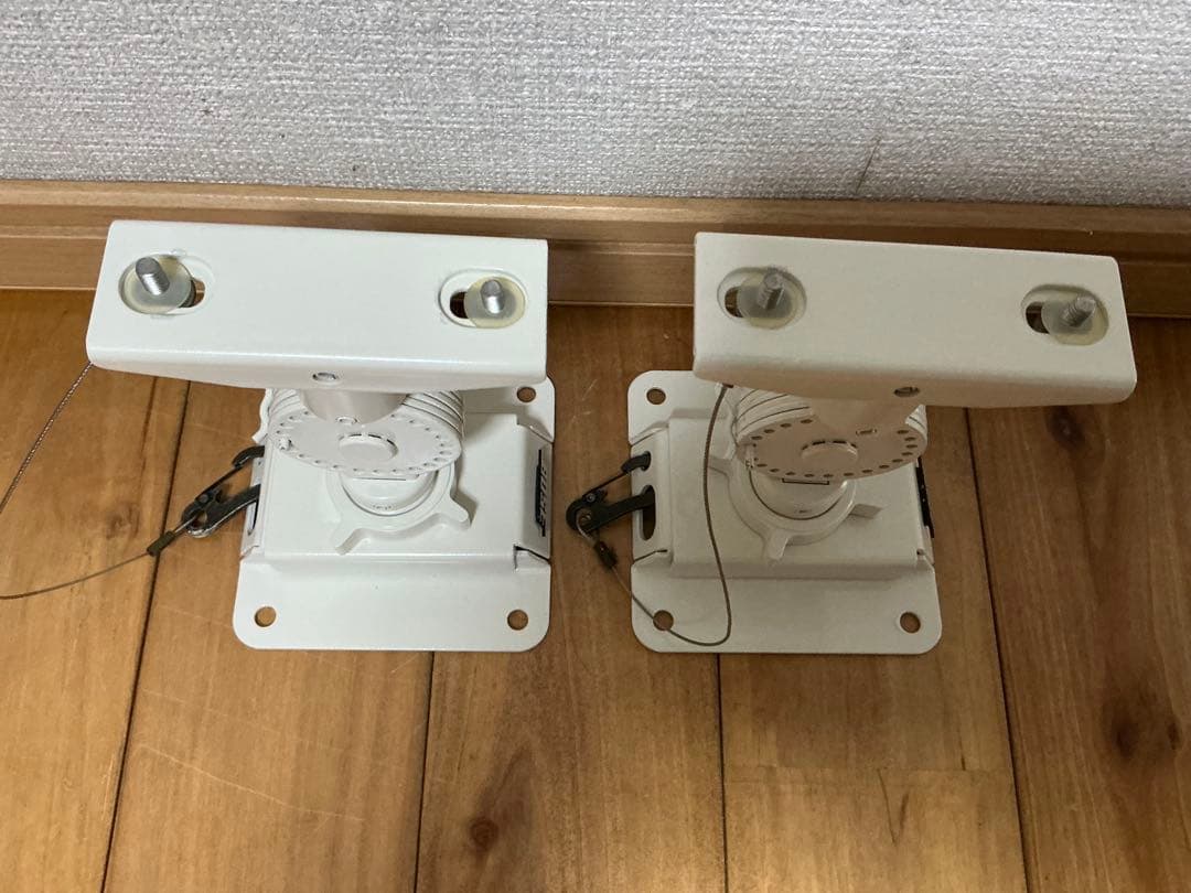 超美品即決★BOSE 純正ブラケット★ CW-30W/ホワイト ペア★説明書付