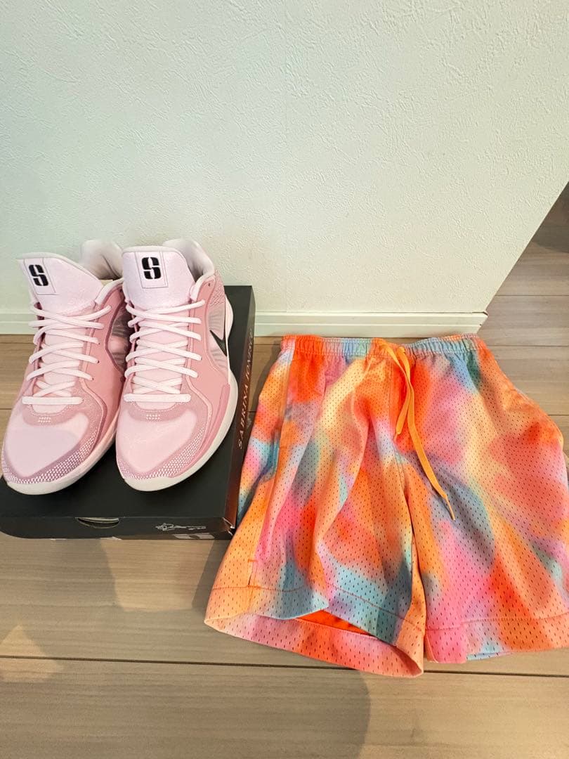 着用一回Nike サブリナ2EP LCKRショーツセット