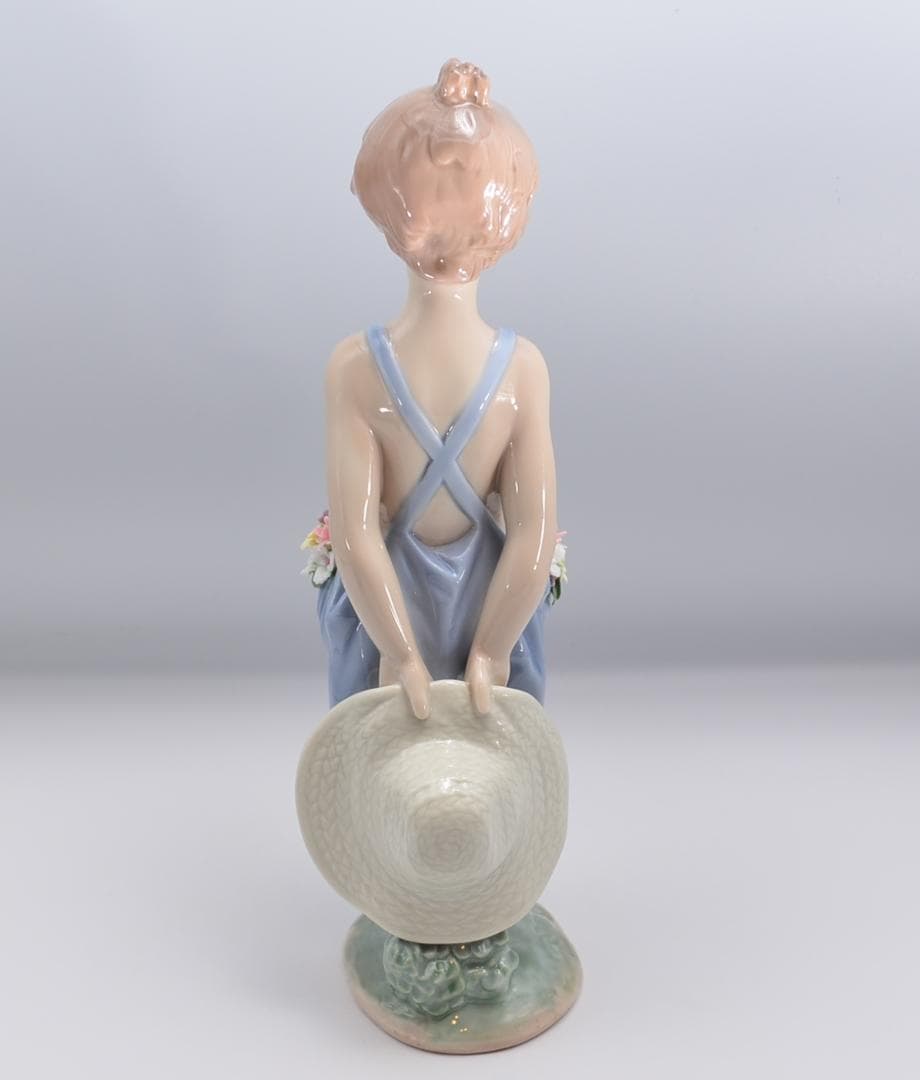 願いが詰まったポケット　＃7650　★リヤドロ　スペイン　ポーセリン　光沢仕上げ