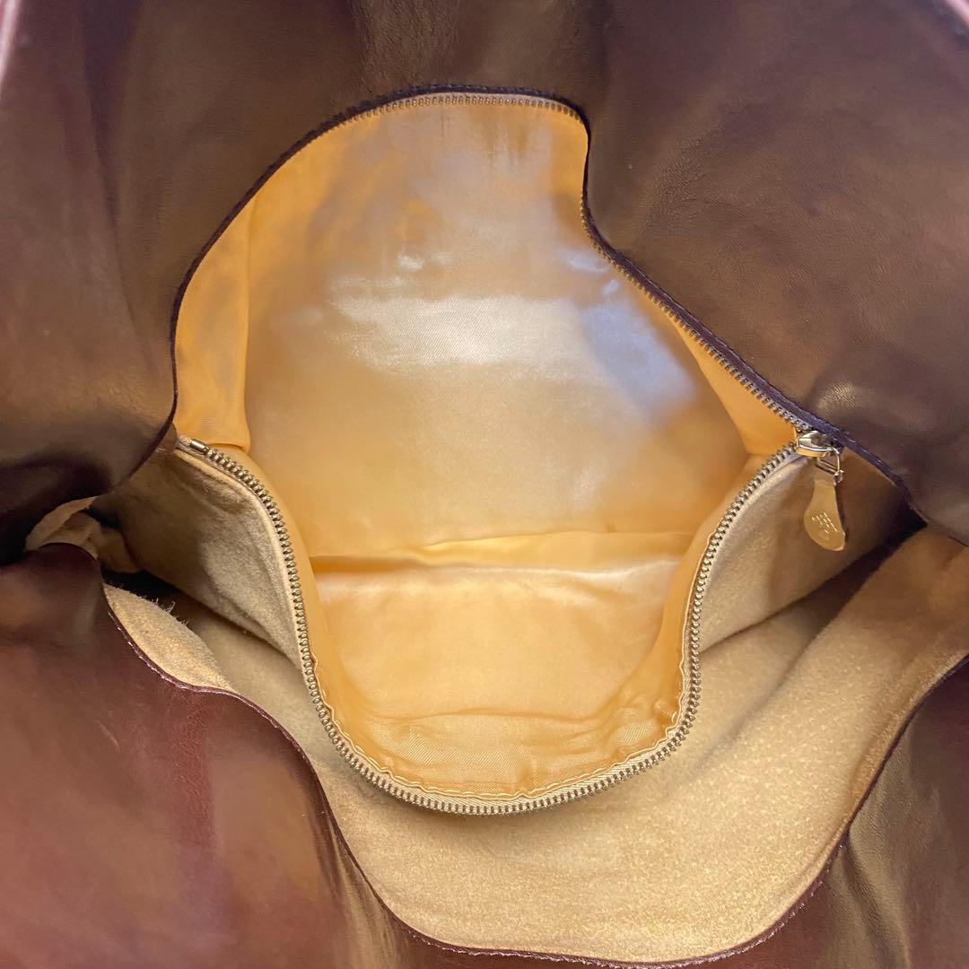 ボッテガヴェネタ ブラウンショルダーバッグ 巾着 イントレチャート