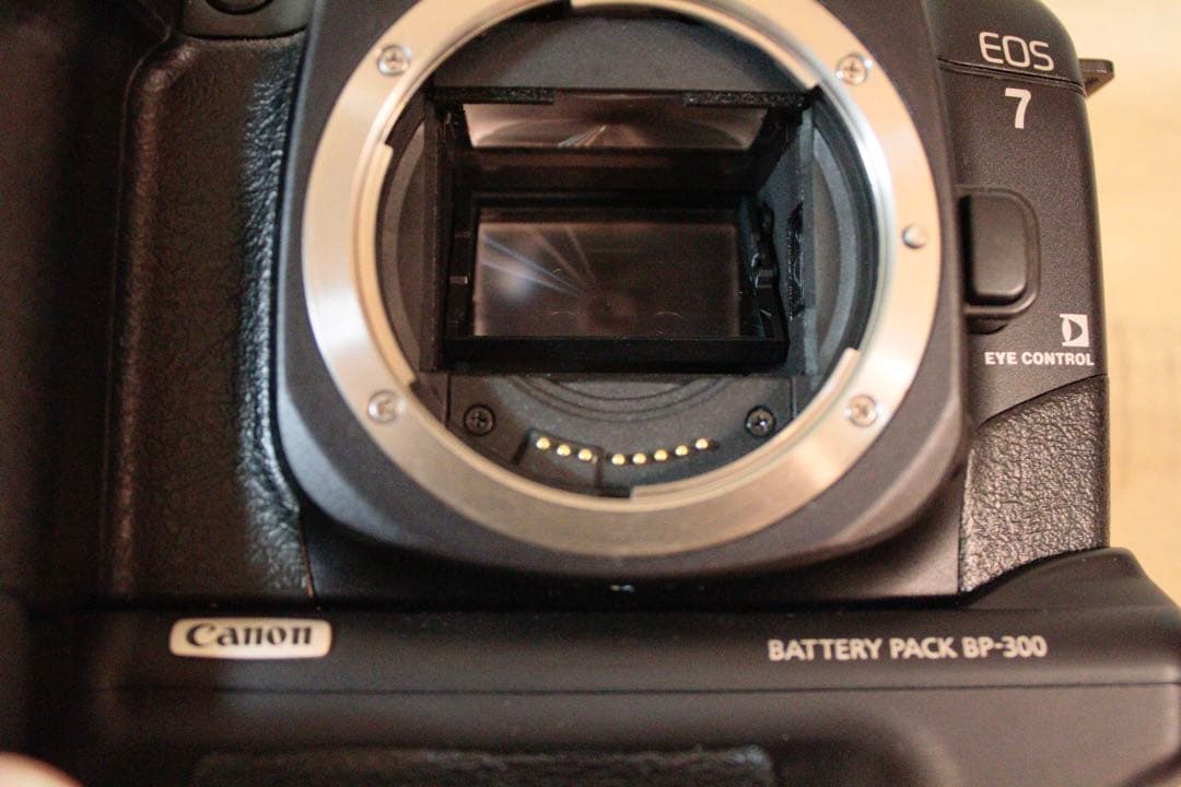 キヤノン　canon eos7 バッテリーグリップ付き