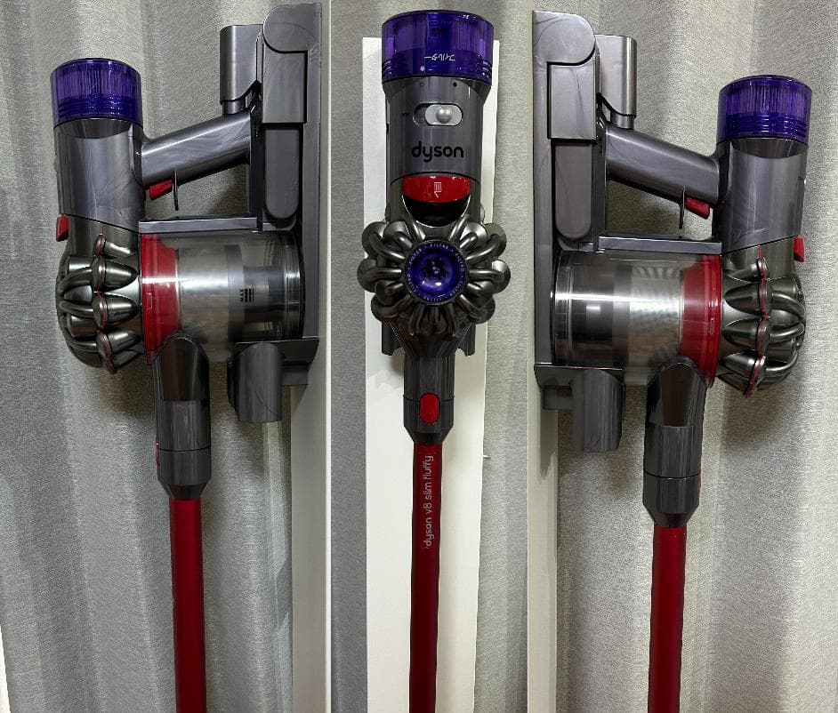 【使用極少】dyson V8 slim 作動良好　【未使用】アクセサリ多数