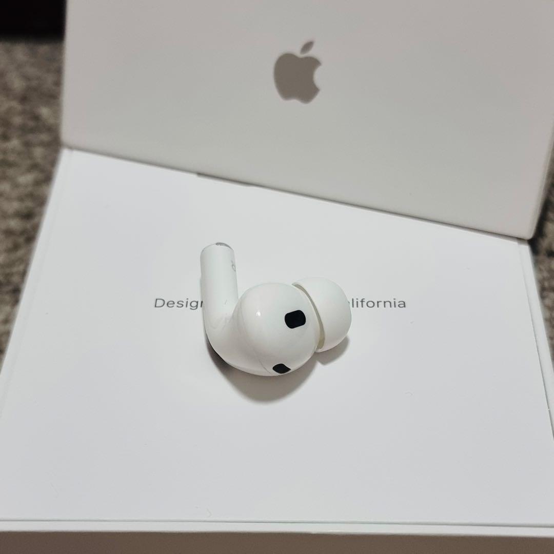 AirPodsPro 第二世代 USB-C イヤホン　片側　右耳　R側　77