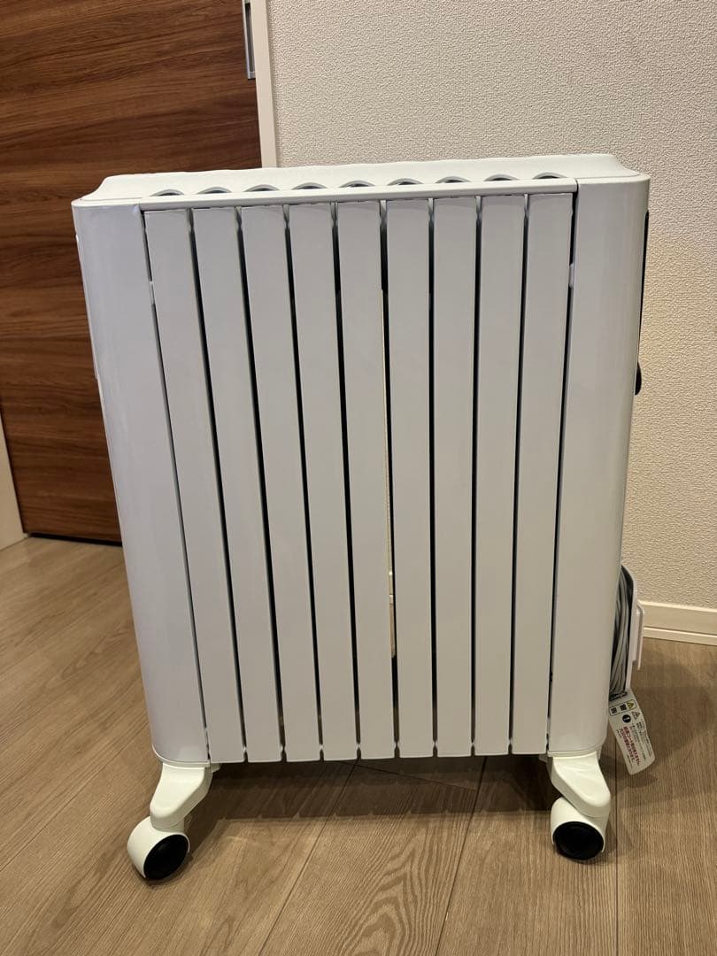 【美品】　デロンギ　ユニカルド　オイルヒーター　RHJ65L0915