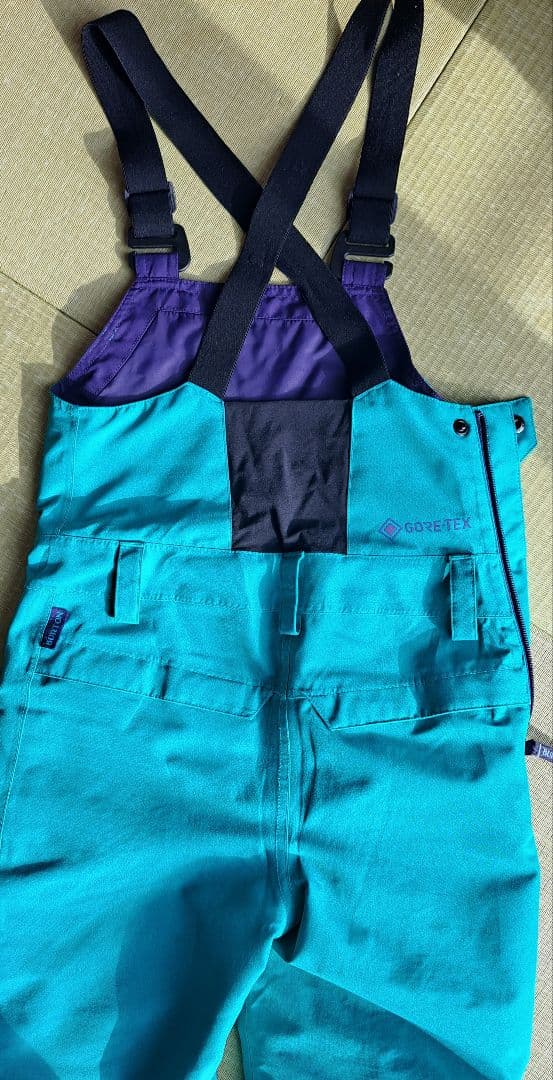 子ども用BURTONスノーボードウェアセット