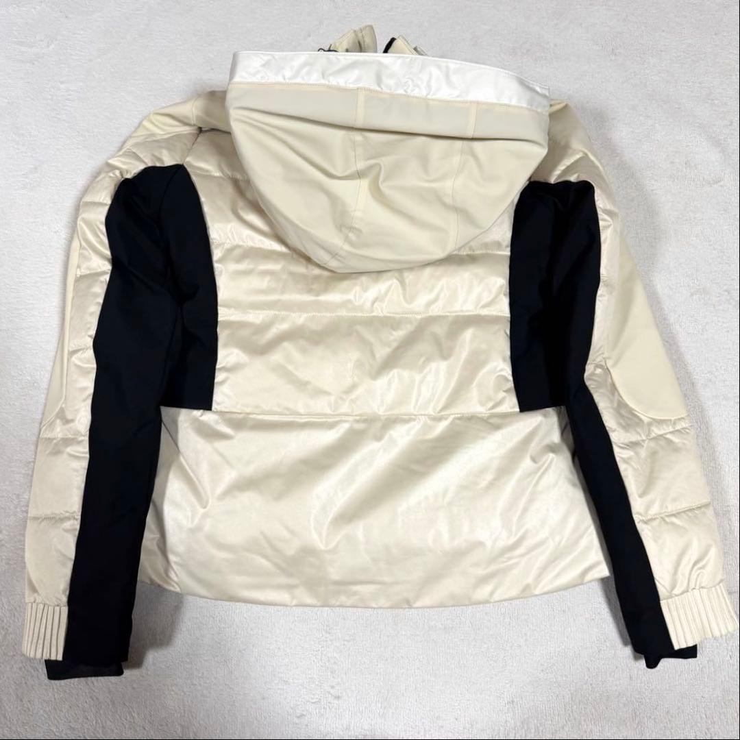 未使用★フェニックス phenix スキーウェア Sサイズ　レディース ベージュ