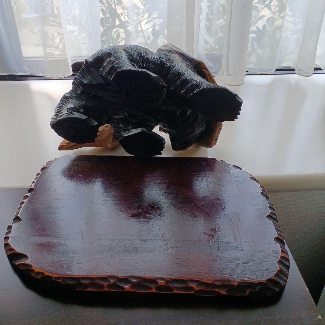 木彫り熊の一本彫り　手彫り　アイヌ民族の方が全て手で彫った作品　民芸品