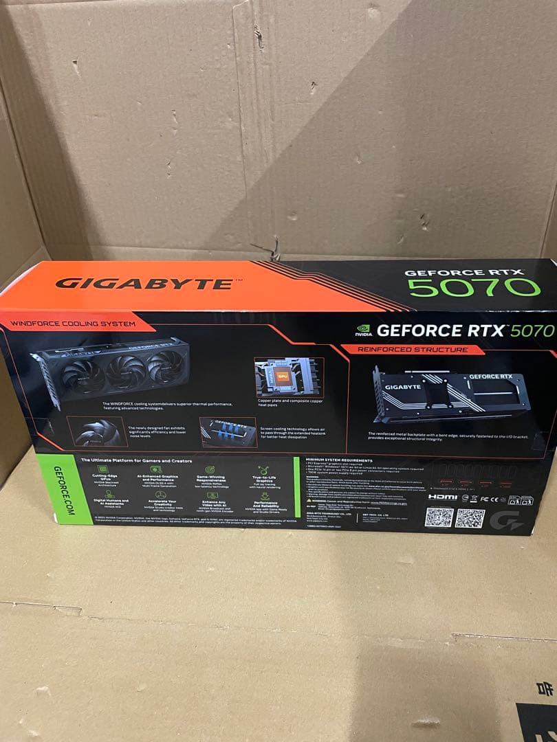 GIGABYTE Geforce RTX5070 搭載 グラフィックボード