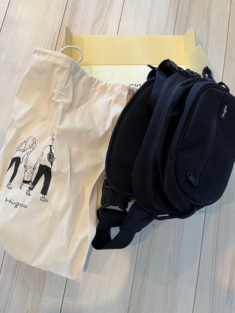 Hugoo ブラック×ミルクティーベージュ　2025最新　ヒップシート 収納袋付