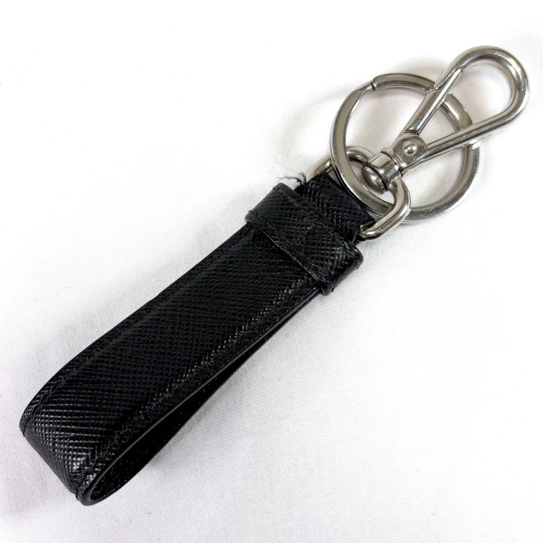 プラダ　PRADA キーリング　サフィアーノレザー　ブラック　NERO