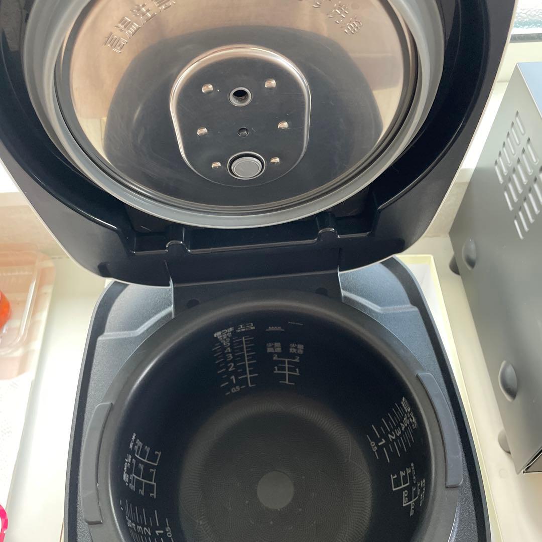 早いもの勝ち 最新 タイガー 炊飯器　JRI-G100 ホワイト