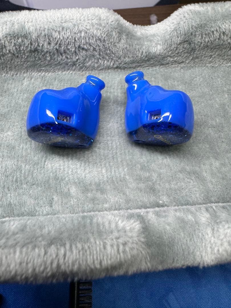 Oriolus Szalayi 美品