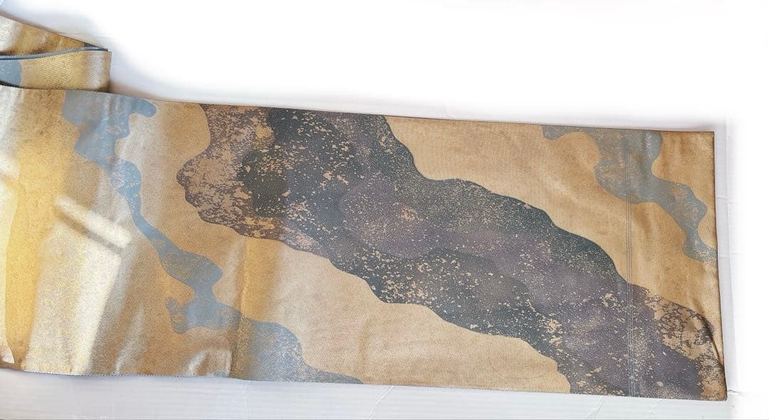 手描きの鶏ニワトリとひよこが可愛い箔の袋帯　六通　グレー灰色金箔銀箔