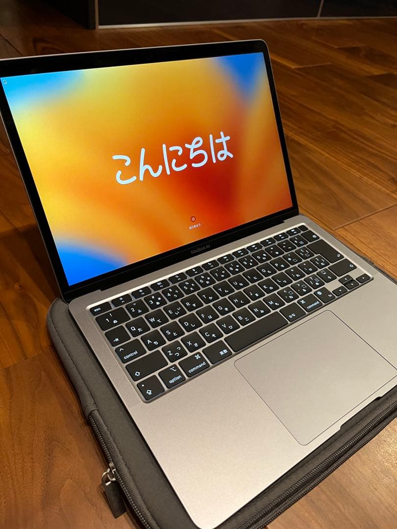 【極美品】Apple MacBook Air 13インチ A2337