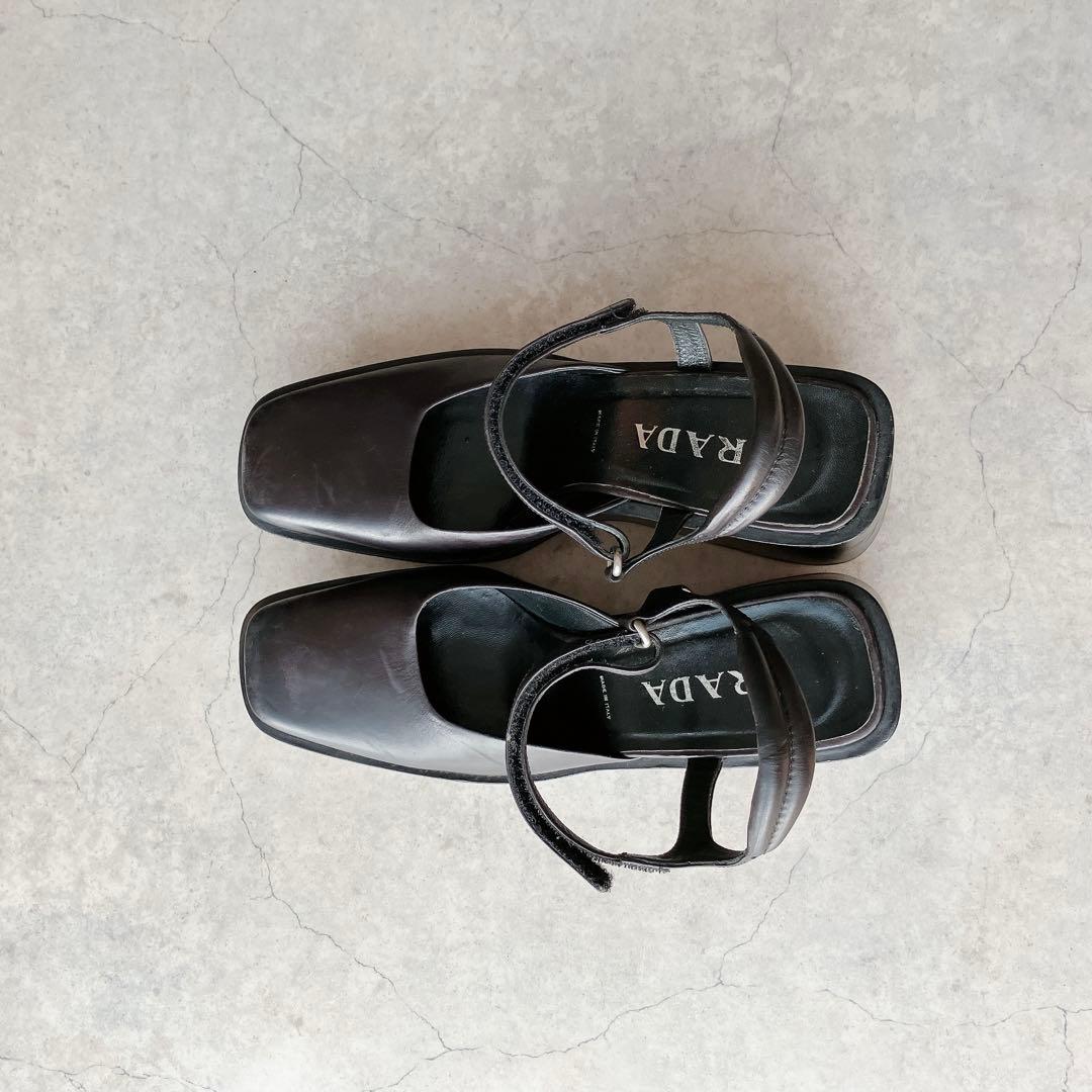 PRADA スクエアトゥ ブラックウェッジヒール 厚底 ミュール サンダル