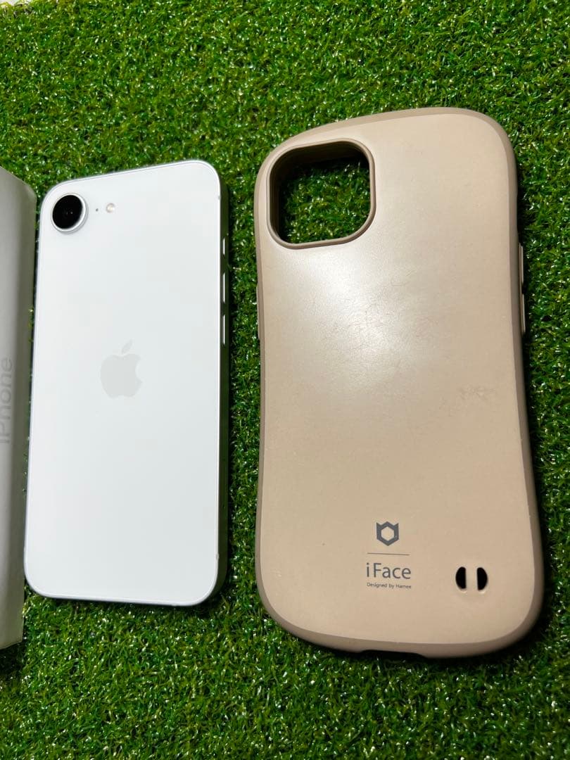 iPhone16e 128GB ホワイト SIMフリー IOS 26