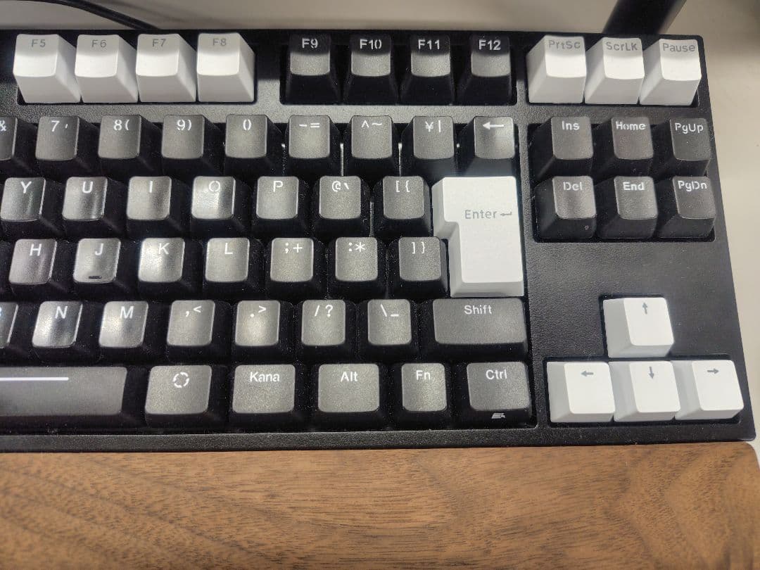 ARCHISS ProgresTouch TKL　キーボード　パームレスト付き