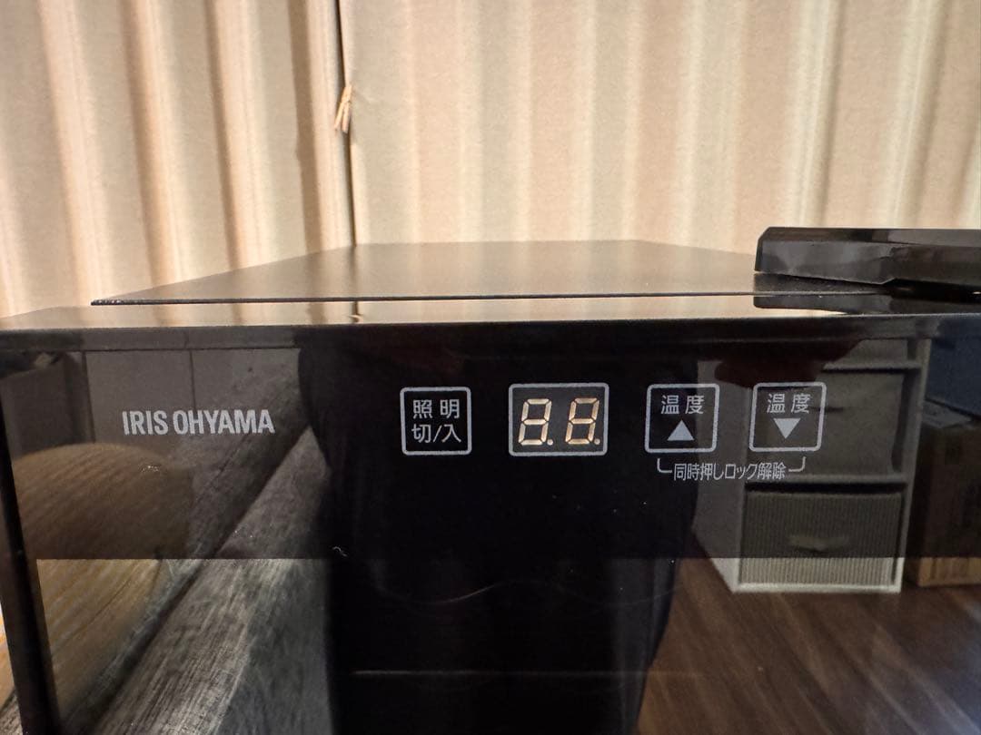 アイリスオーヤマ ワインセラー 18本収納 ペルチェ式 動作確認済み