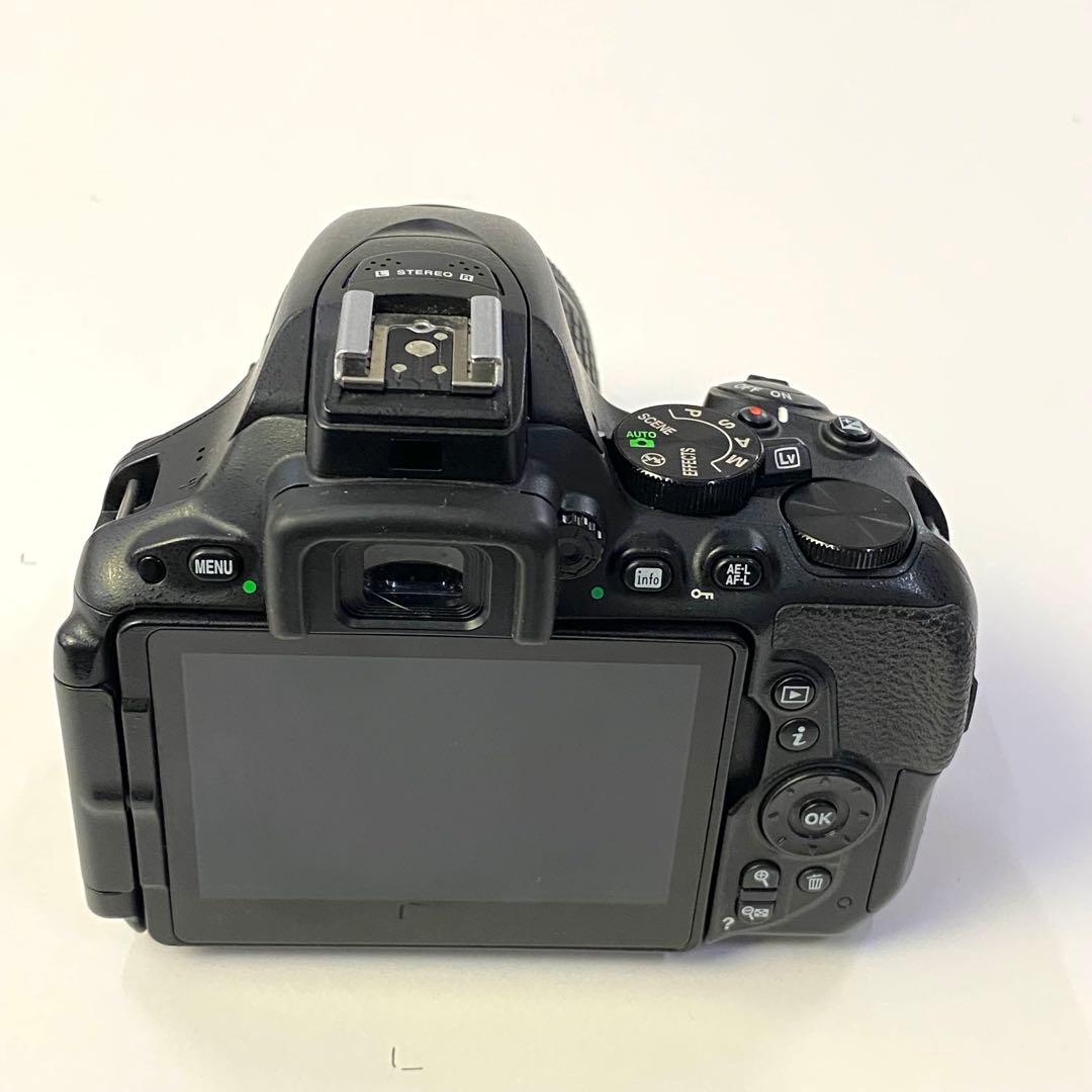 Nikon 一眼レフ D5500 18-55mmレンズ付き WiFi