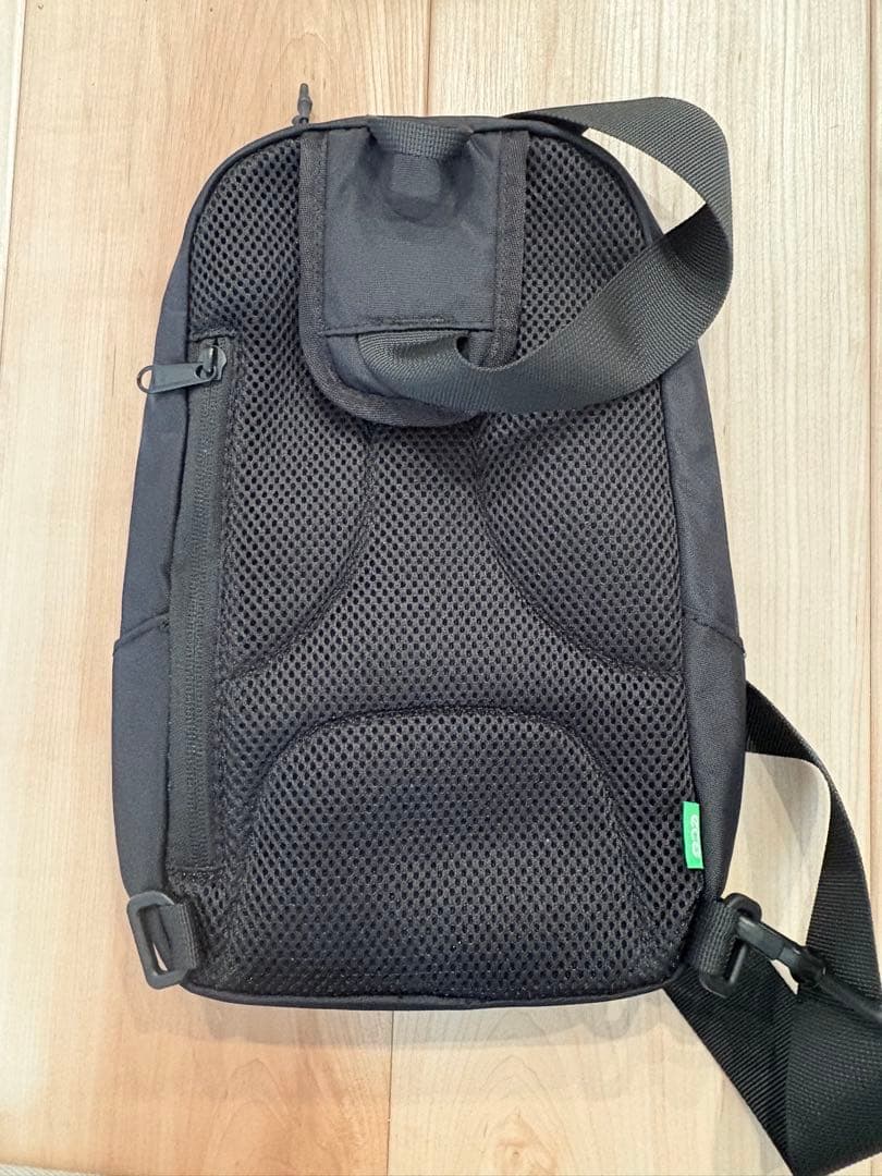 ノースフェイス　ボディバッグ　ワンウェイバッグ　スリングバッグ