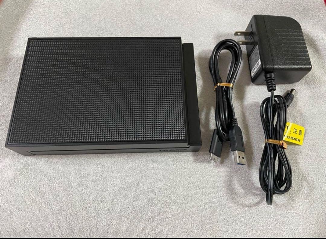 Panasonicブルーレイプレイヤー4K & iodata外付けHDDも同封。