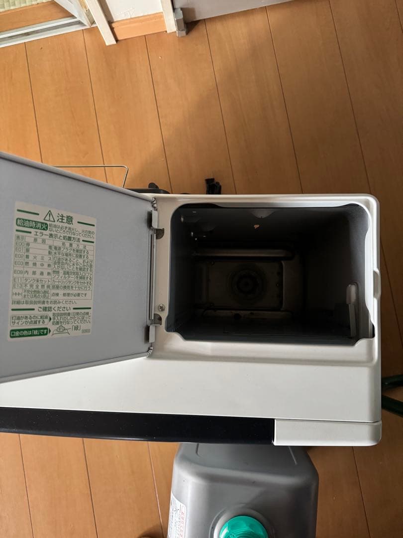 ダイニチ　石油ファンヒーター　上位モデルFW-6715SDX