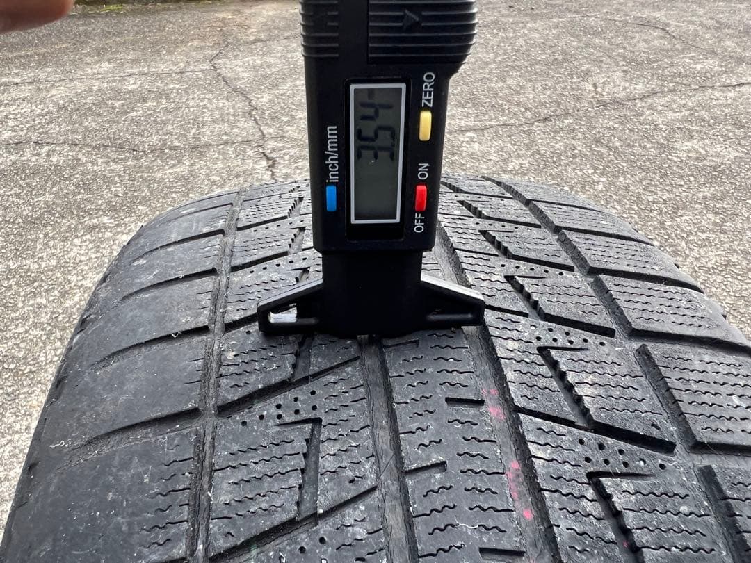 V36 純正ホイール、205/50R17 スタッドレス 4本セット