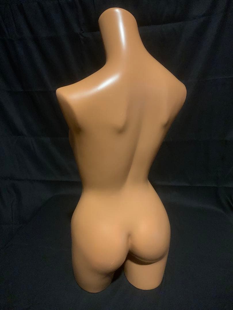 (今週のみ値下)美品ベージュ 日焼け肌マネキン トルソー