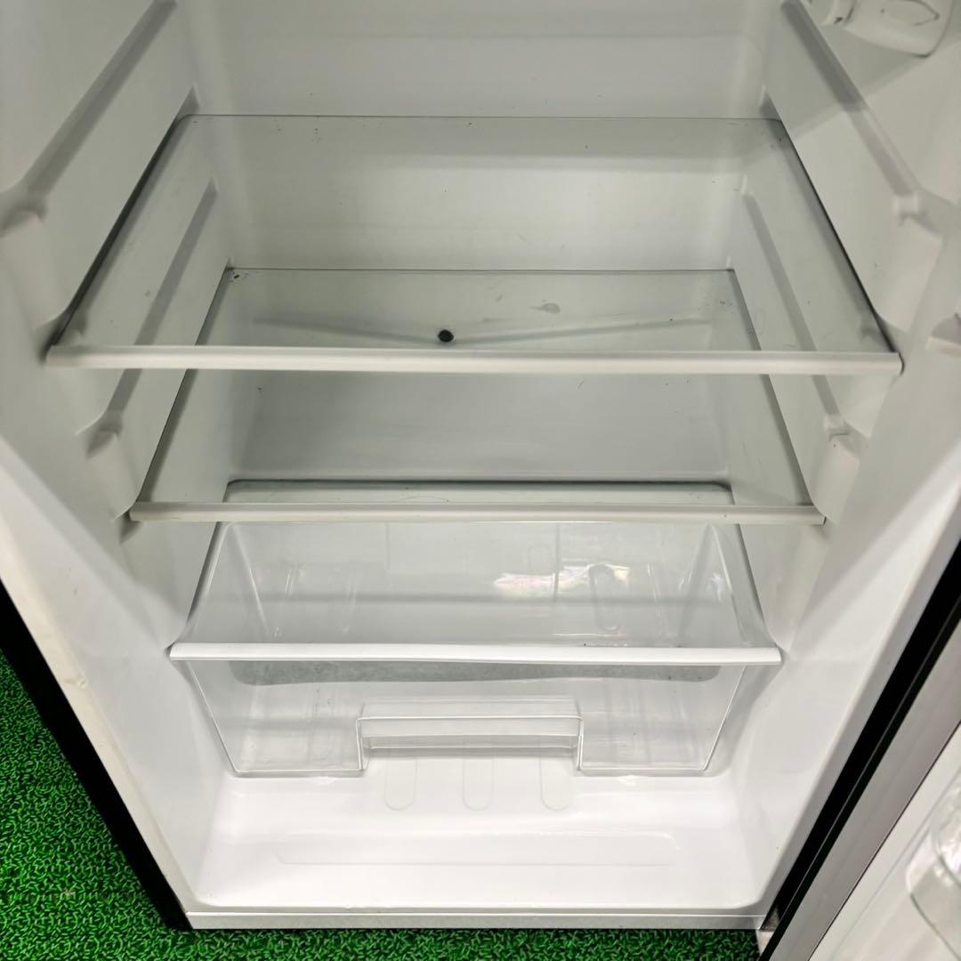 338 冷蔵庫　小型　一人暮らし　右開き　ブラックカラー　美品　洗濯機も有