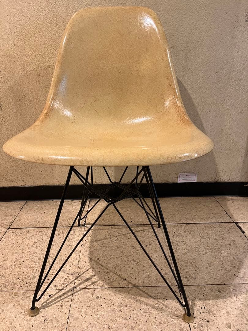 ハーマンミラー イームズチェアー　 チャールズイームズ　サイドシェル　 正規品