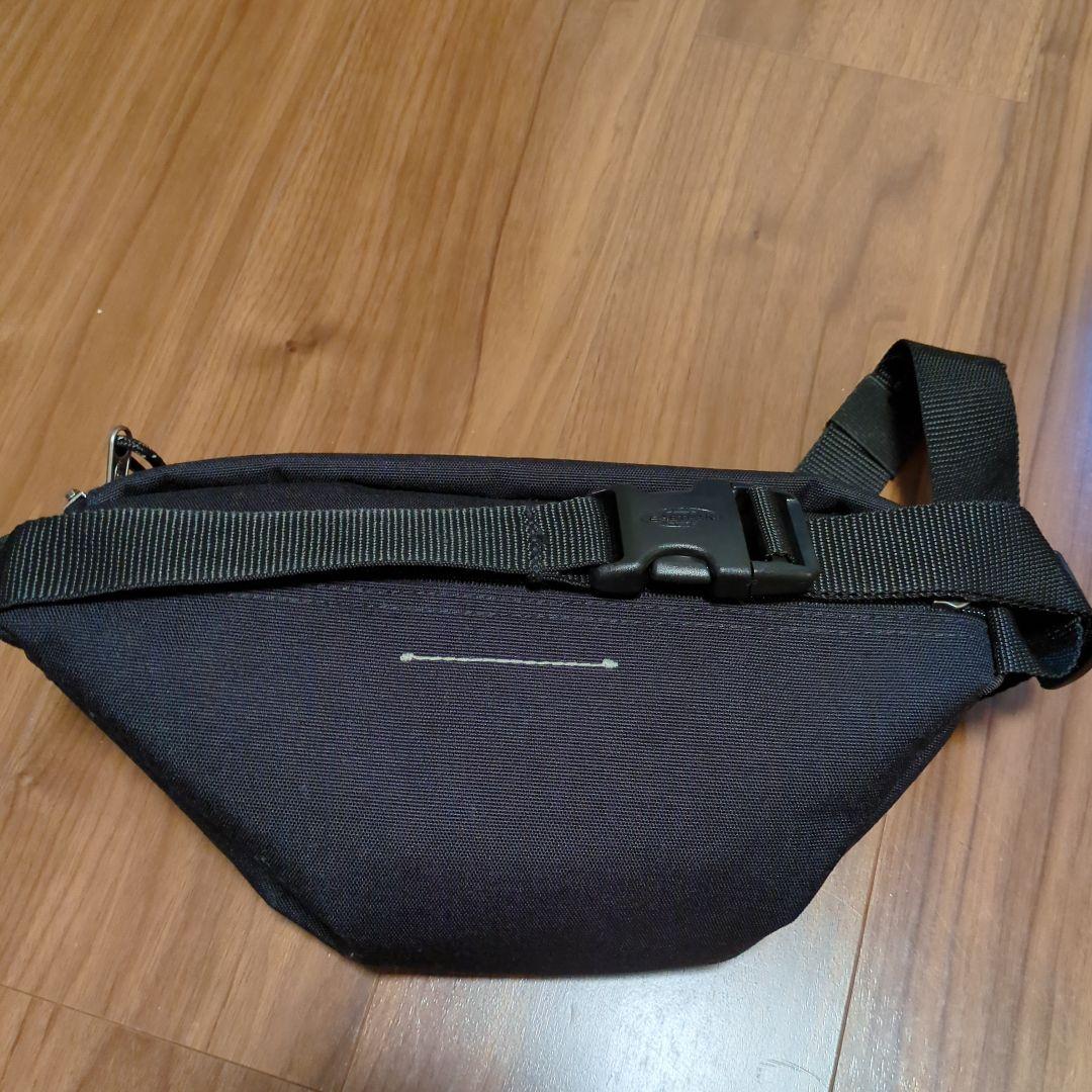 EASTPAK MM6 ボディバッグ ブラック