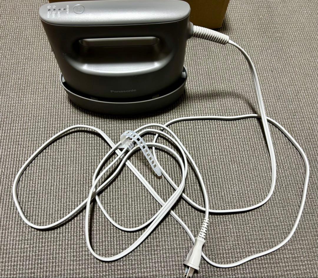 Panasonic NI-FS60A-H 衣類スチーマー/アイロン