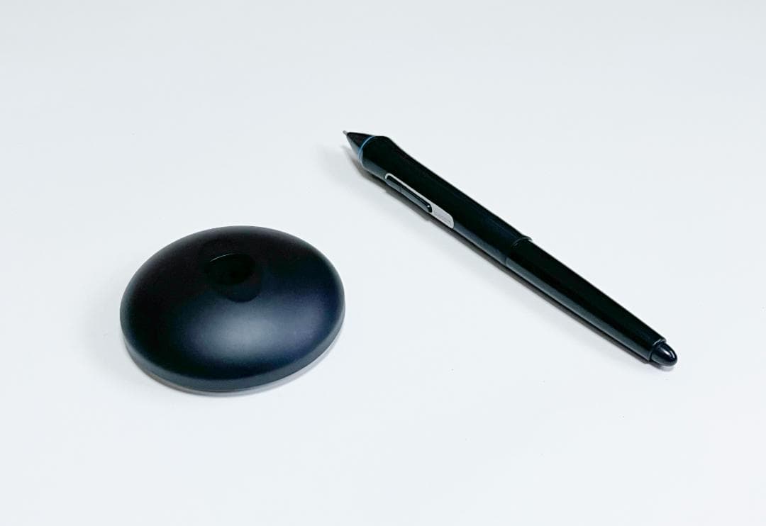 R*s様 Wacom ペンタブレット 本体（Intuos Pro：PTH-660