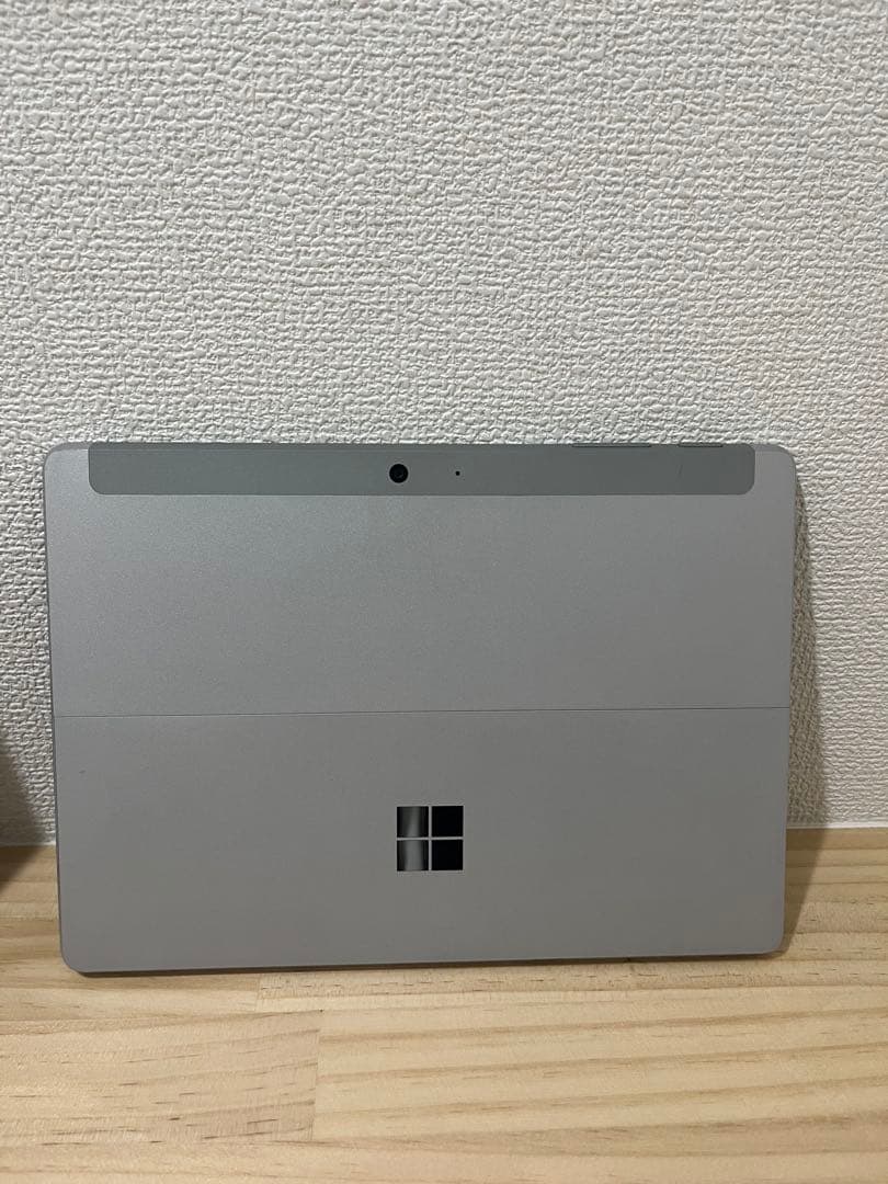 Microsoft Surface Go 2 箱付き