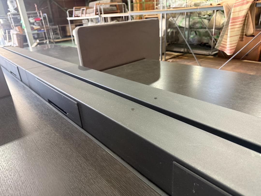 Vitra（ヴィトラ） Joynシリーズ ミーティングテーブル