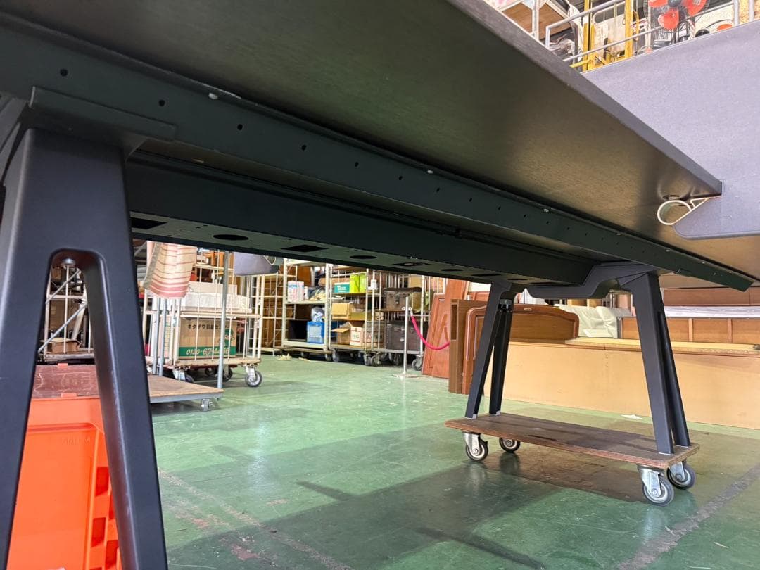 Vitra（ヴィトラ） Joynシリーズ ミーティングテーブル