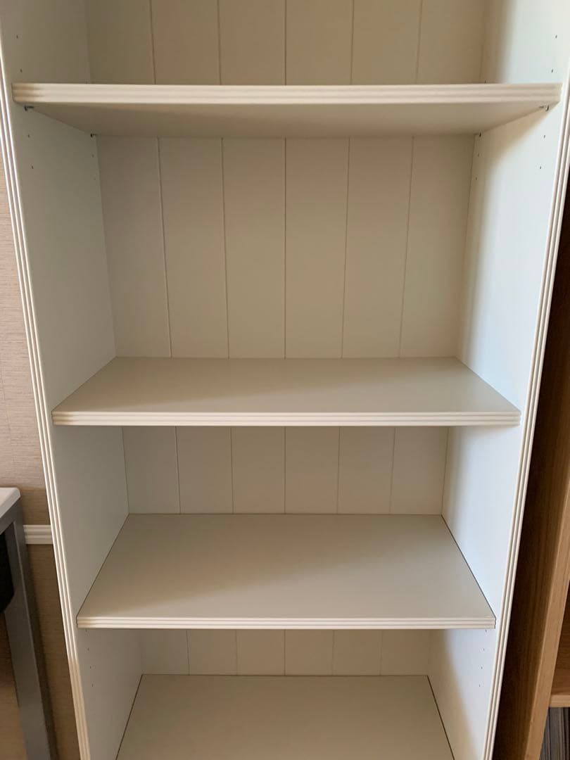 送料込み　IKEA イケア　LOMMARP ロマルプ 本棚 4段 アイボリー