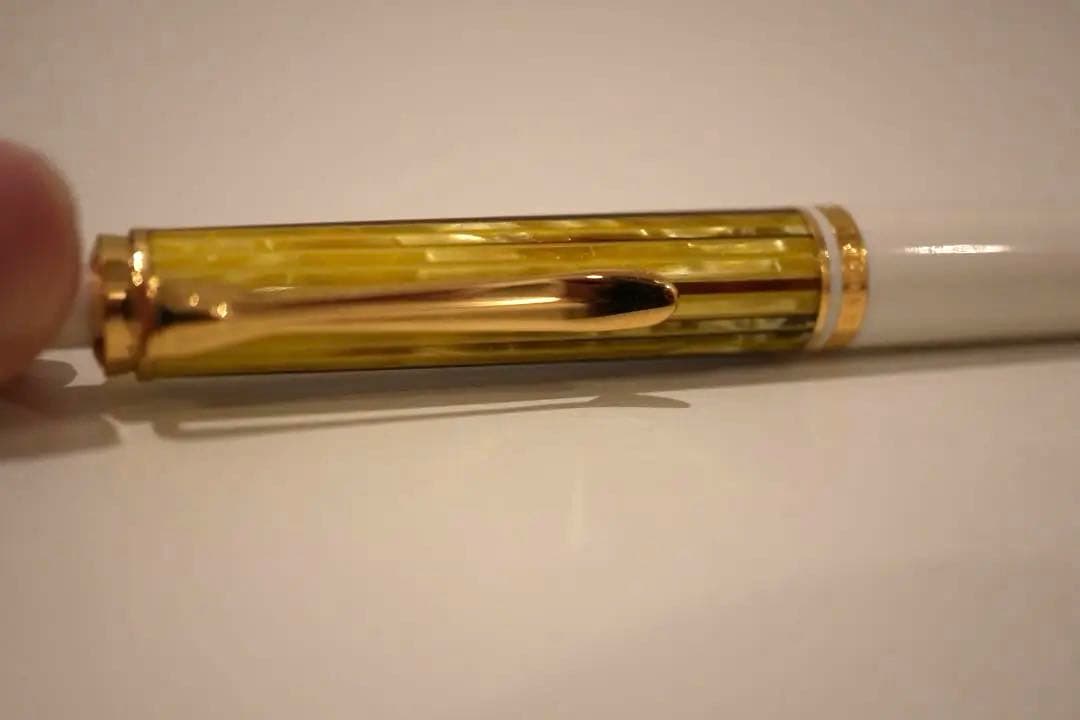 ペリカン スーベレーン ボールペン ホワイトトートイス 油性ボールペン