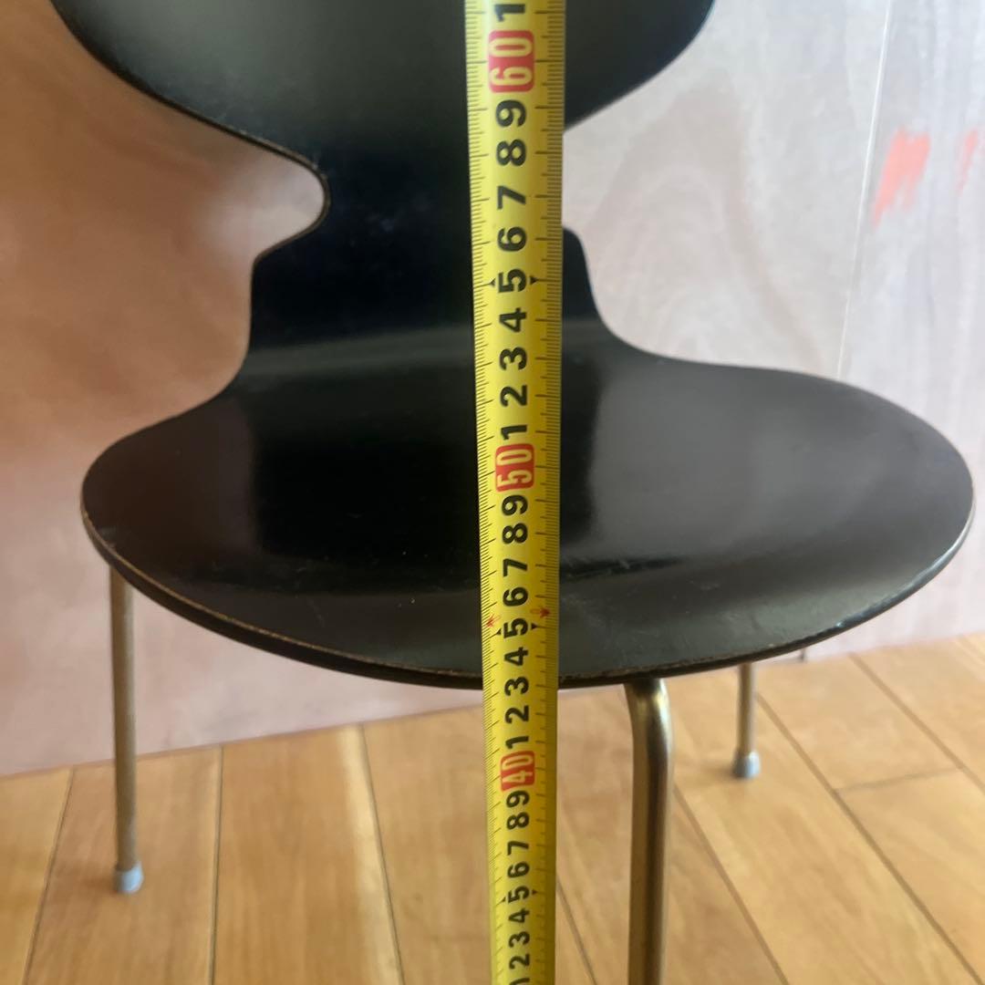 アルネヤコブセン　アントチェア