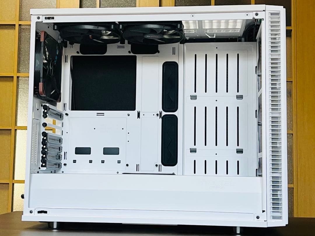 【美品】Fractal Design Define 7 White 静音高拡張性