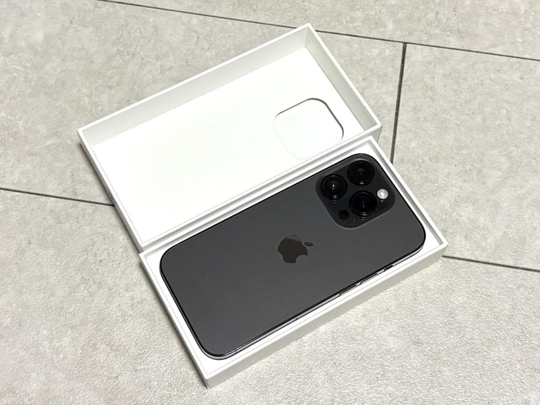 t*a様 iPhone 14 Pro 256GB スペースブラック 本体 ガラス
