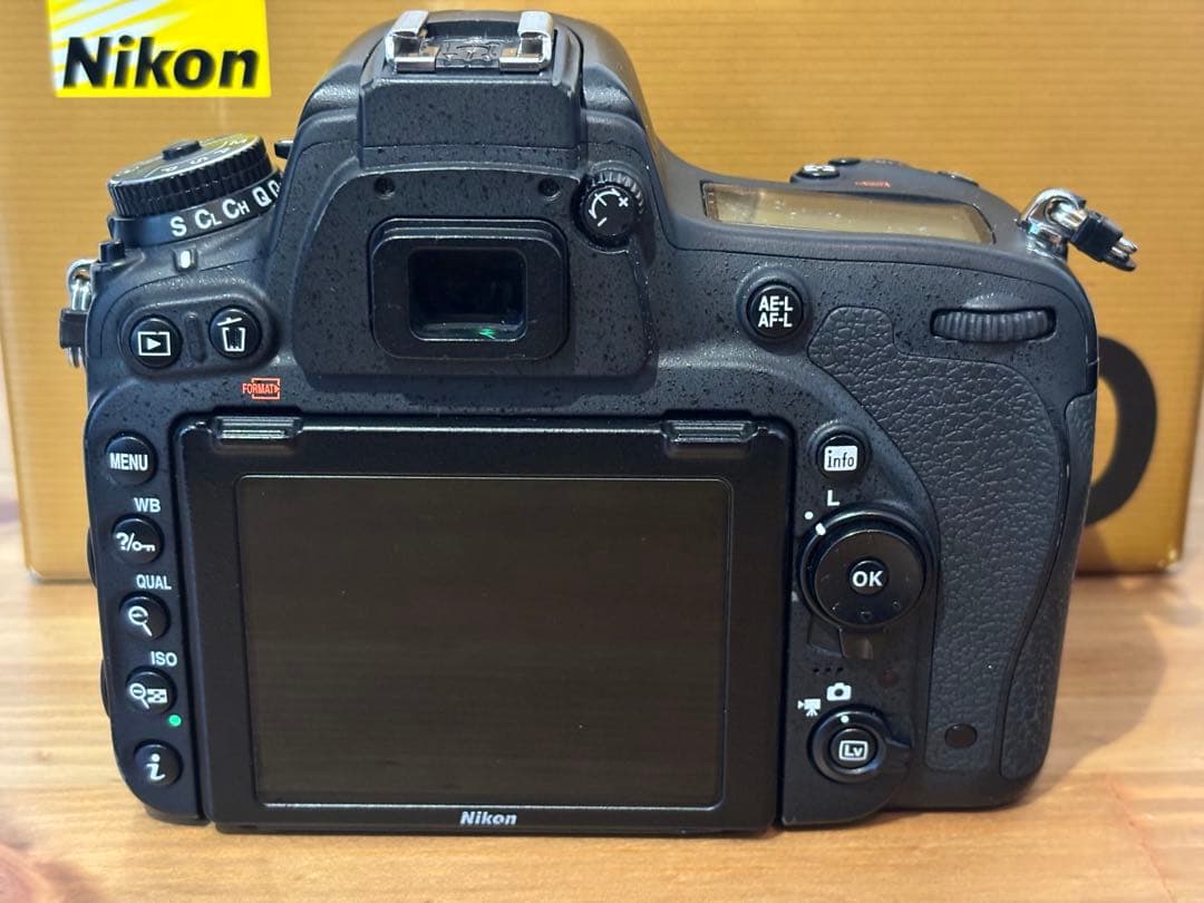 Nikon D750 一眼レフカメラ 本体+MB-D16