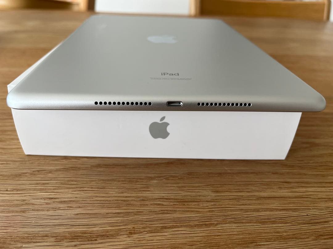 iPad8 第8世代 128GB WIFI ジャンク品