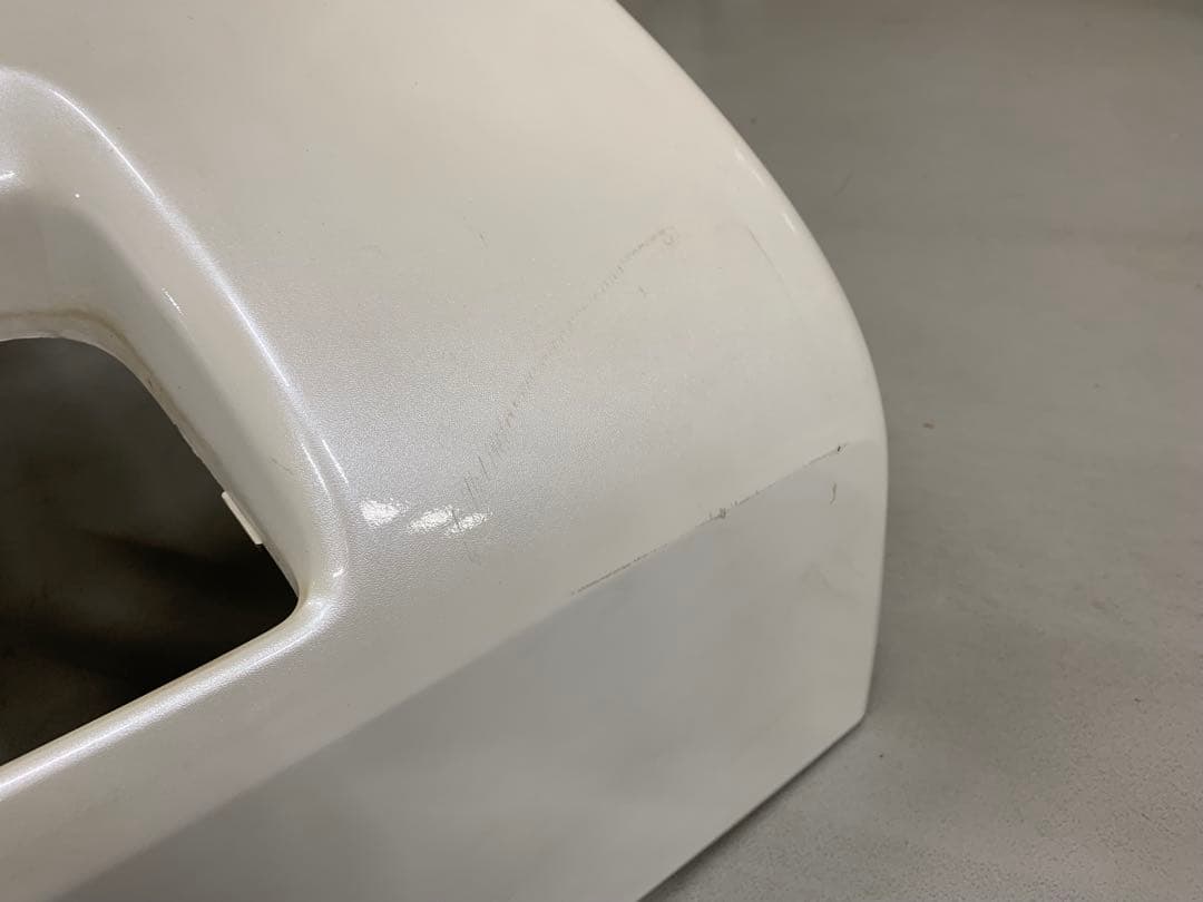 ハイエース　TRH200V 純正バンパー